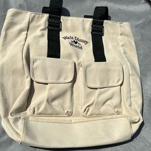 Disney carry bag with pockets